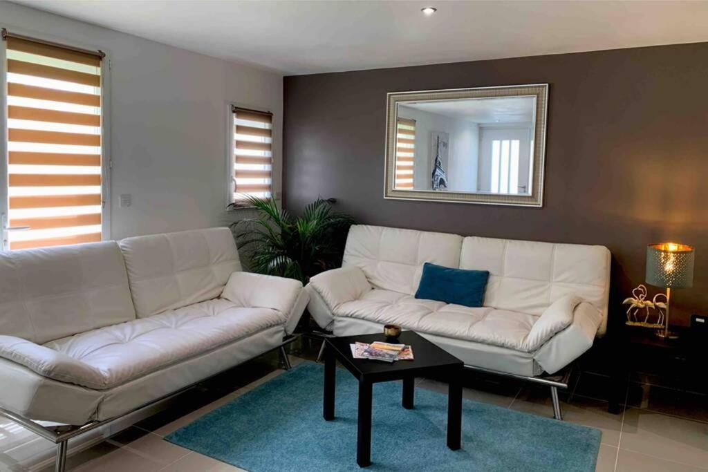 Appartement 3km Disneyland Paris 4 à 6 personnes Magny-le-Hongre Esterno foto